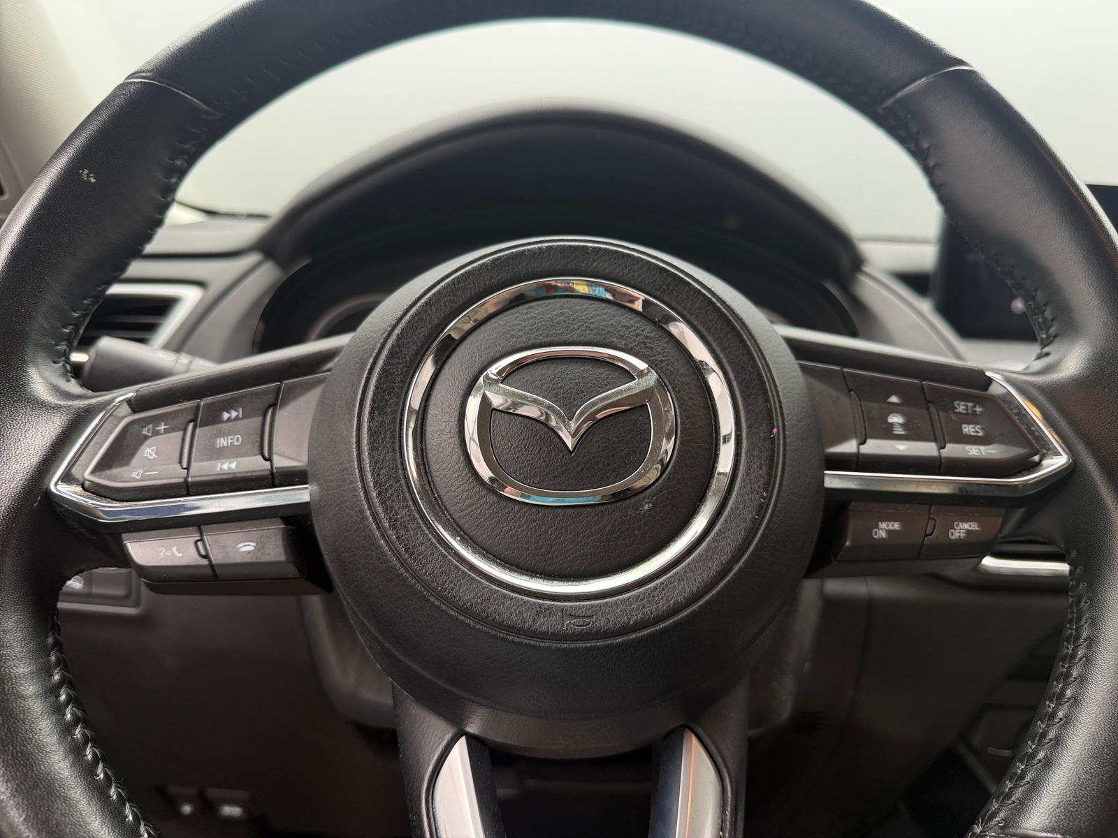 Thumbnail: 2023 Mazda CX-9 - 4