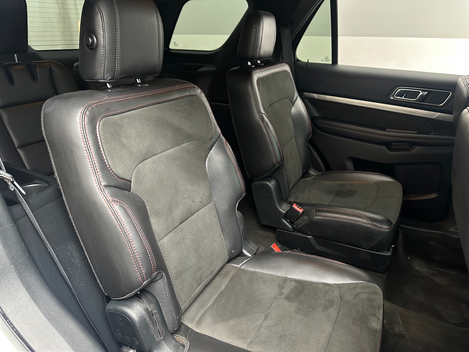 Thumbnail: 2018 Ford Explorer - 6