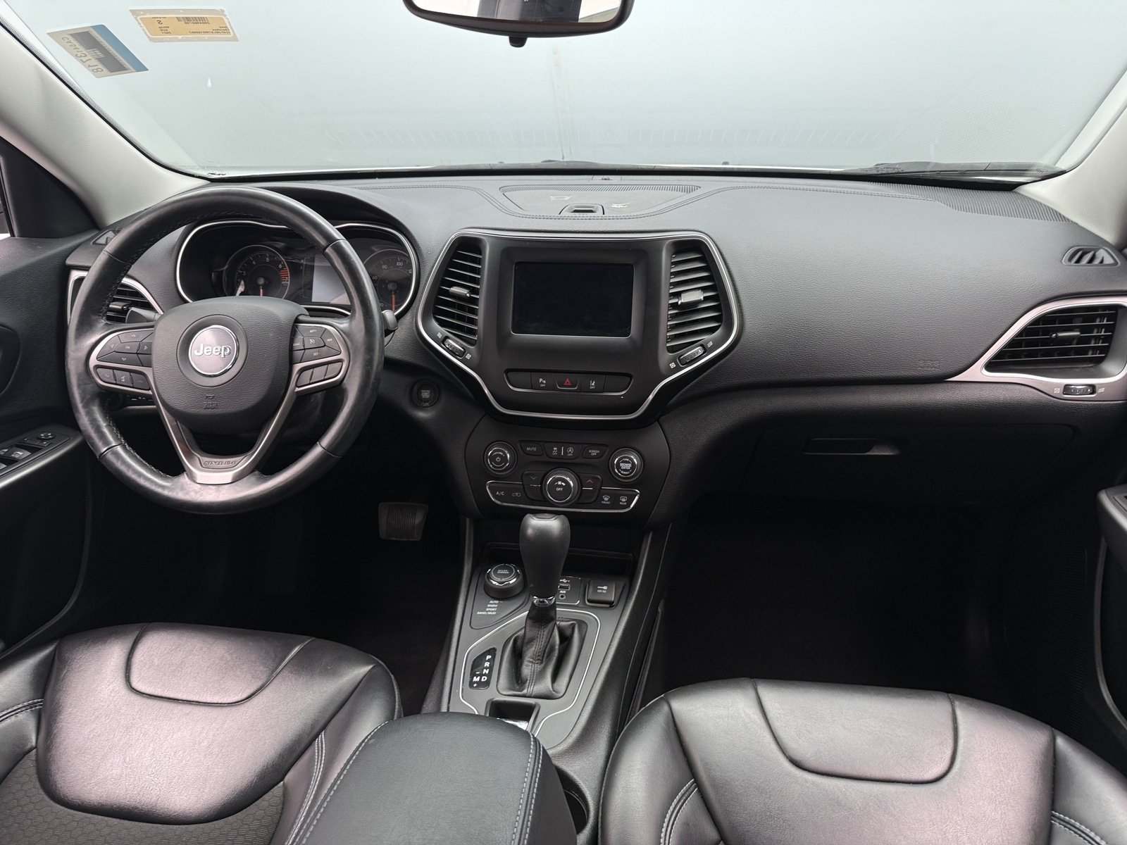 Thumbnail: 2021 Jeep Cherokee - 3