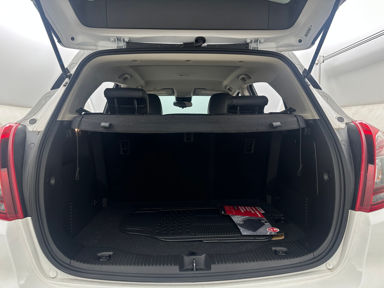 Thumbnail: 2018 Buick Encore - 6