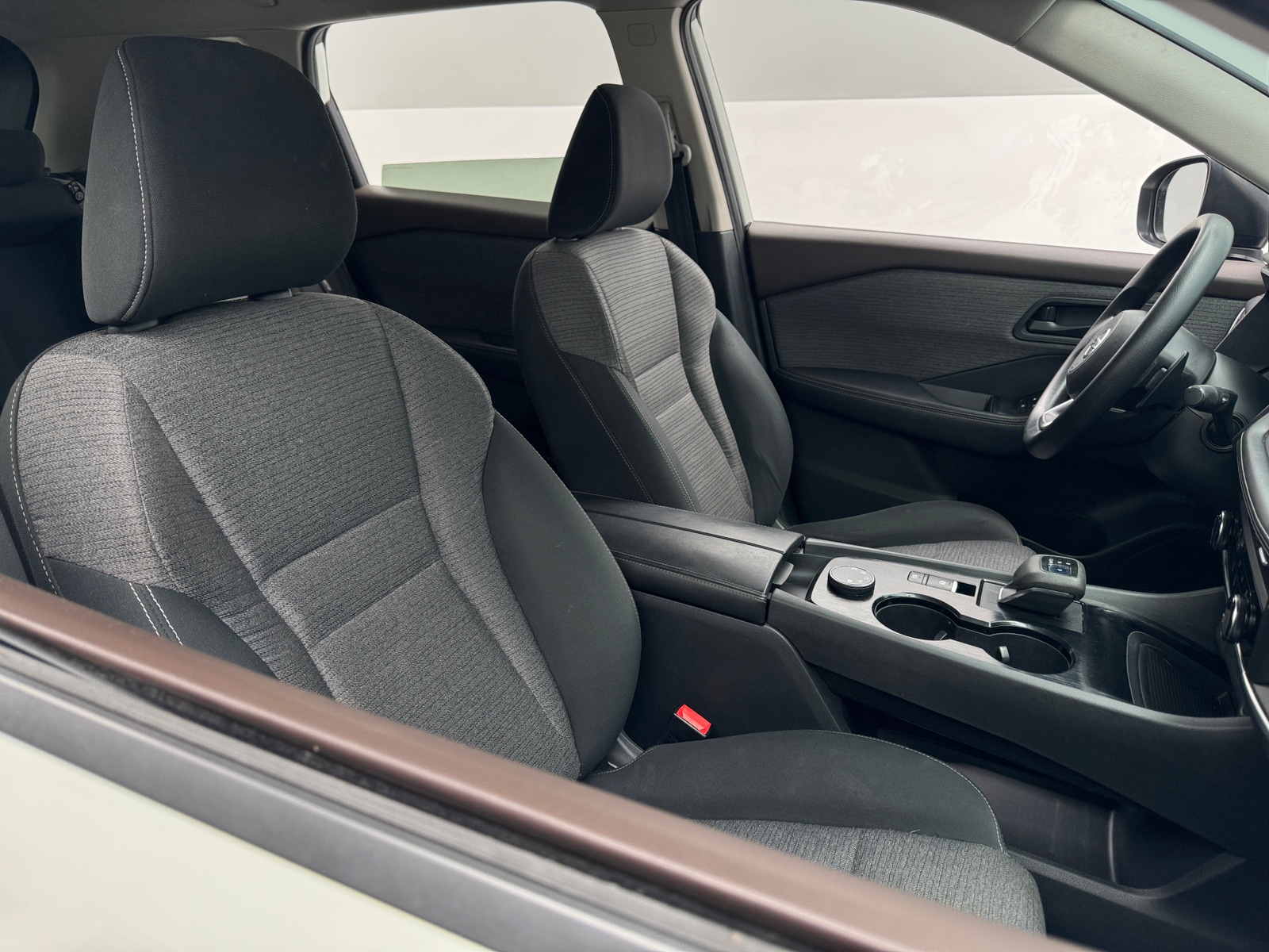 Thumbnail: 2021 Nissan Rogue - 2