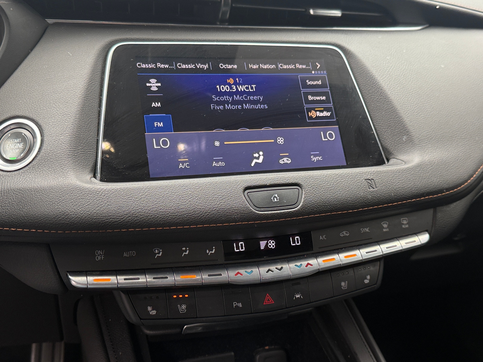 Thumbnail: 2019 Cadillac XT4 - 3