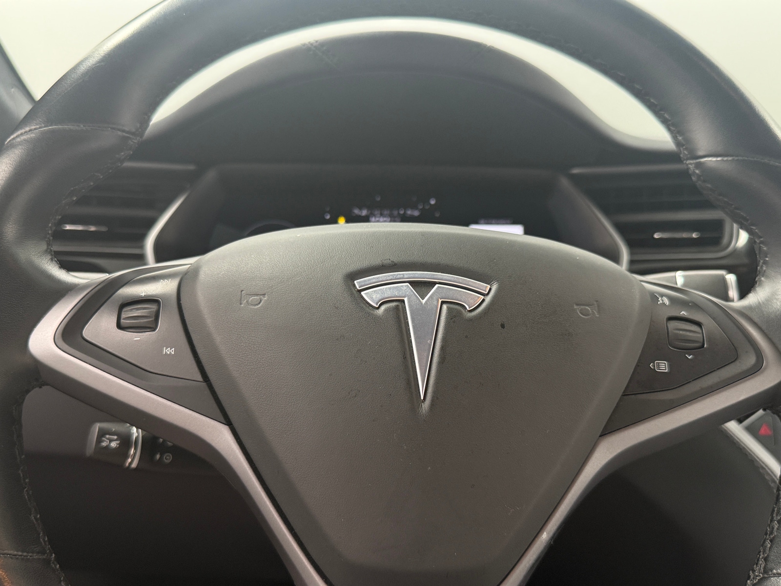 Thumbnail: 2019 Tesla Model S - 4