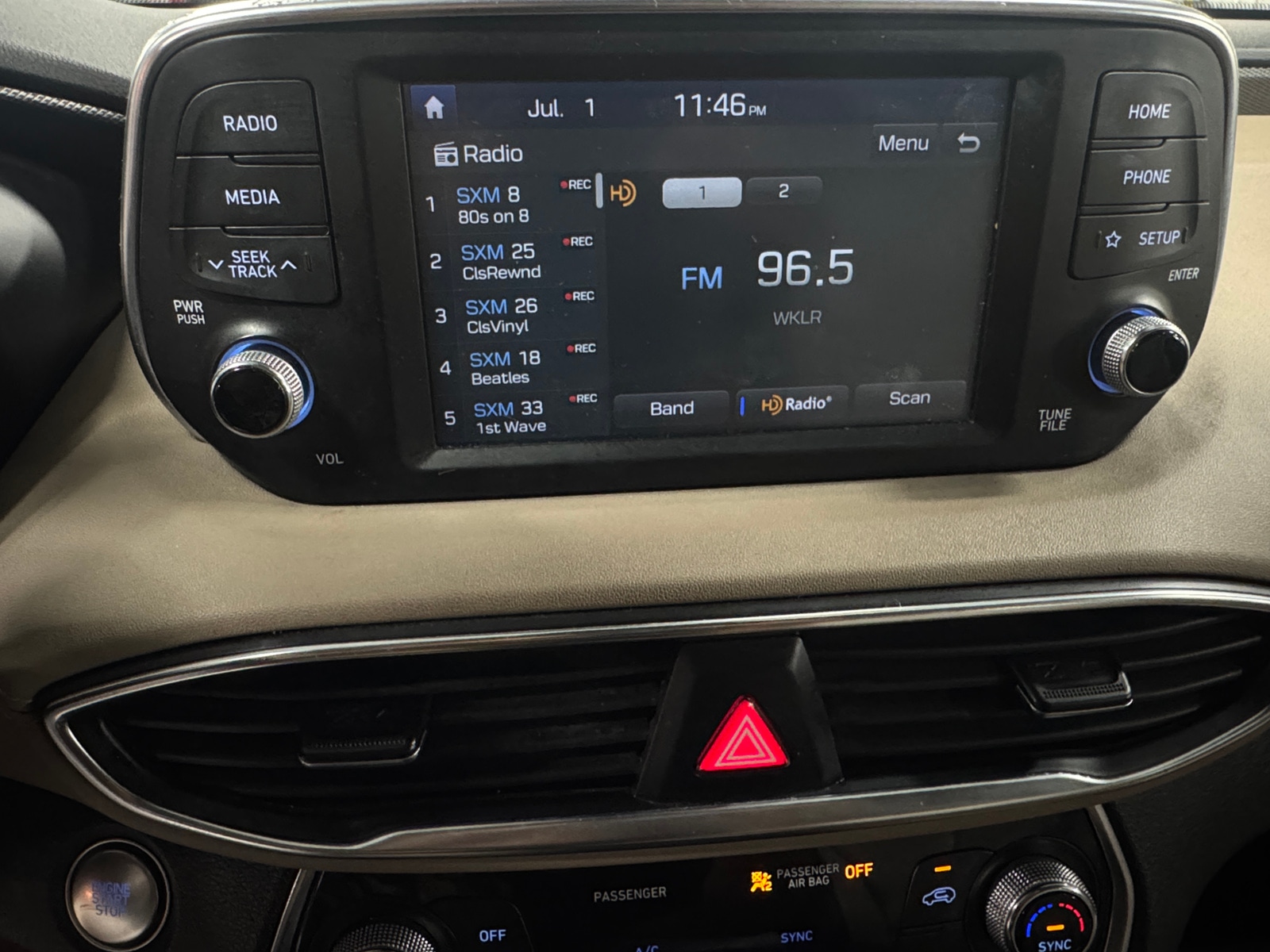 Thumbnail: 2019 Hyundai Santa Fe - 3