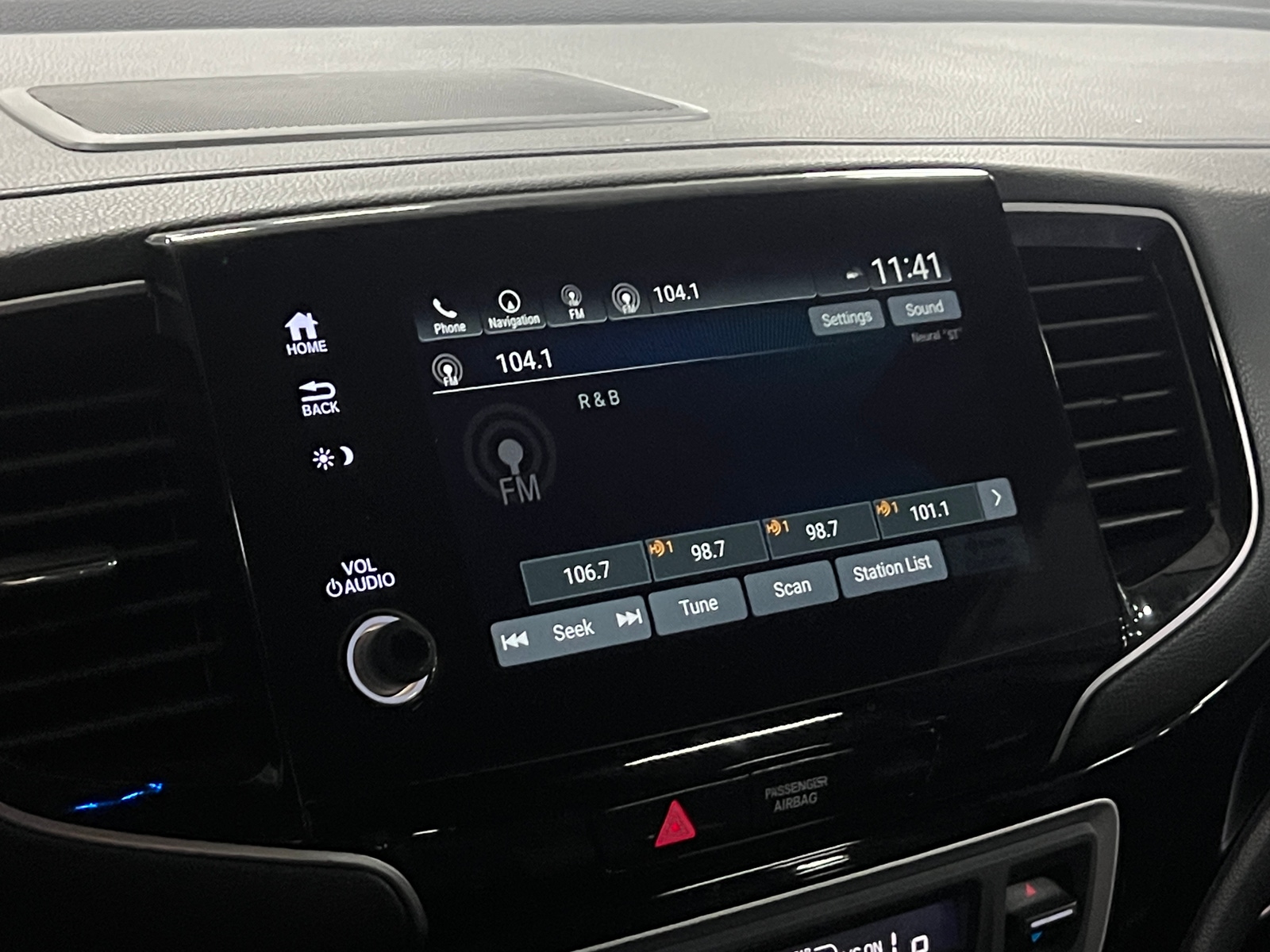 Thumbnail: 2019 Honda Pilot - 4
