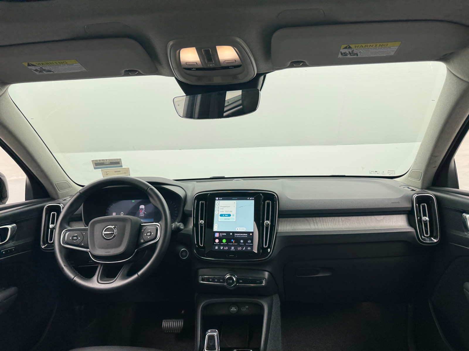 Thumbnail: 2026 Volvo XC40 - 3