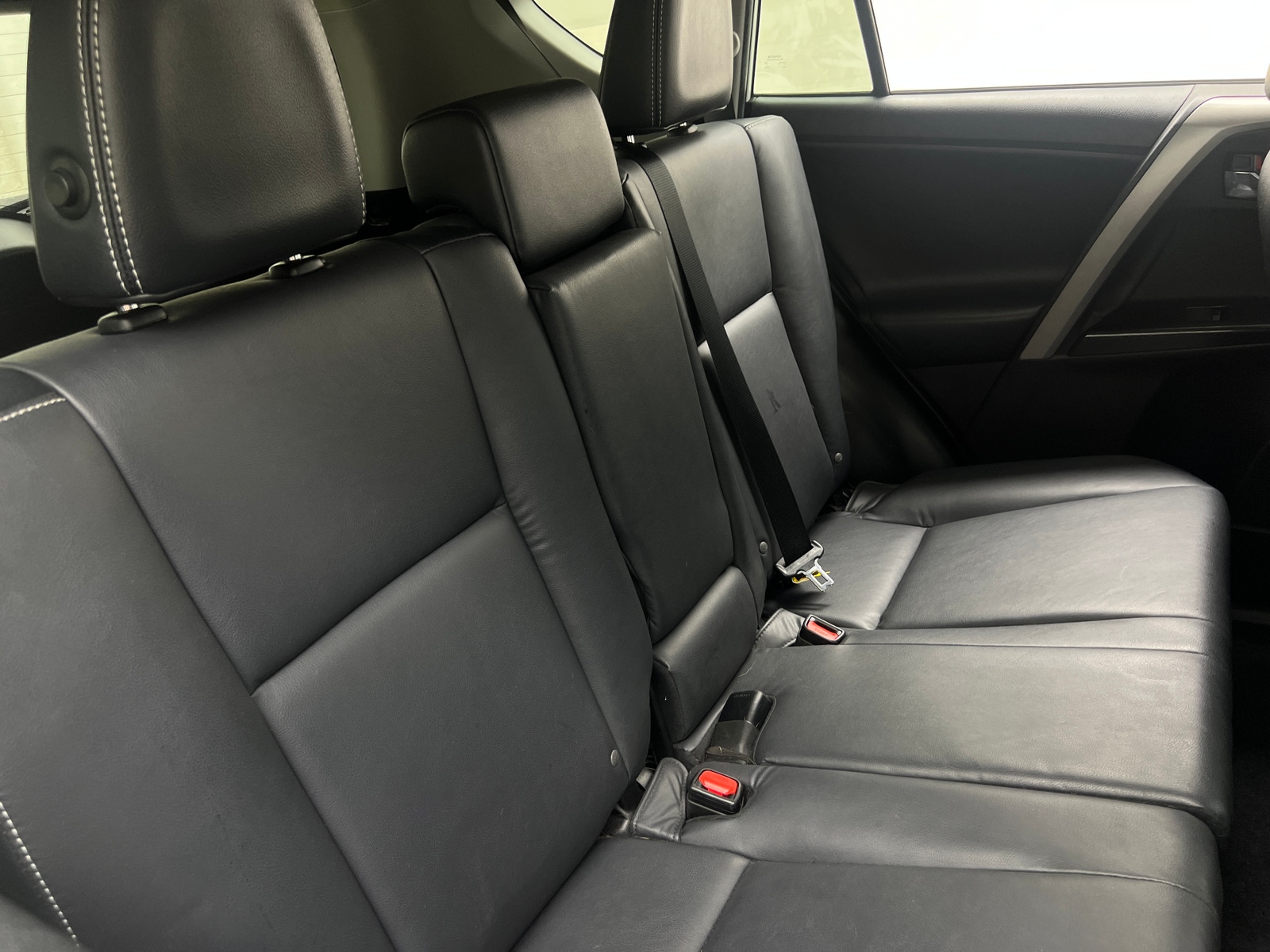 Thumbnail: 2018 Toyota RAV4 - 5