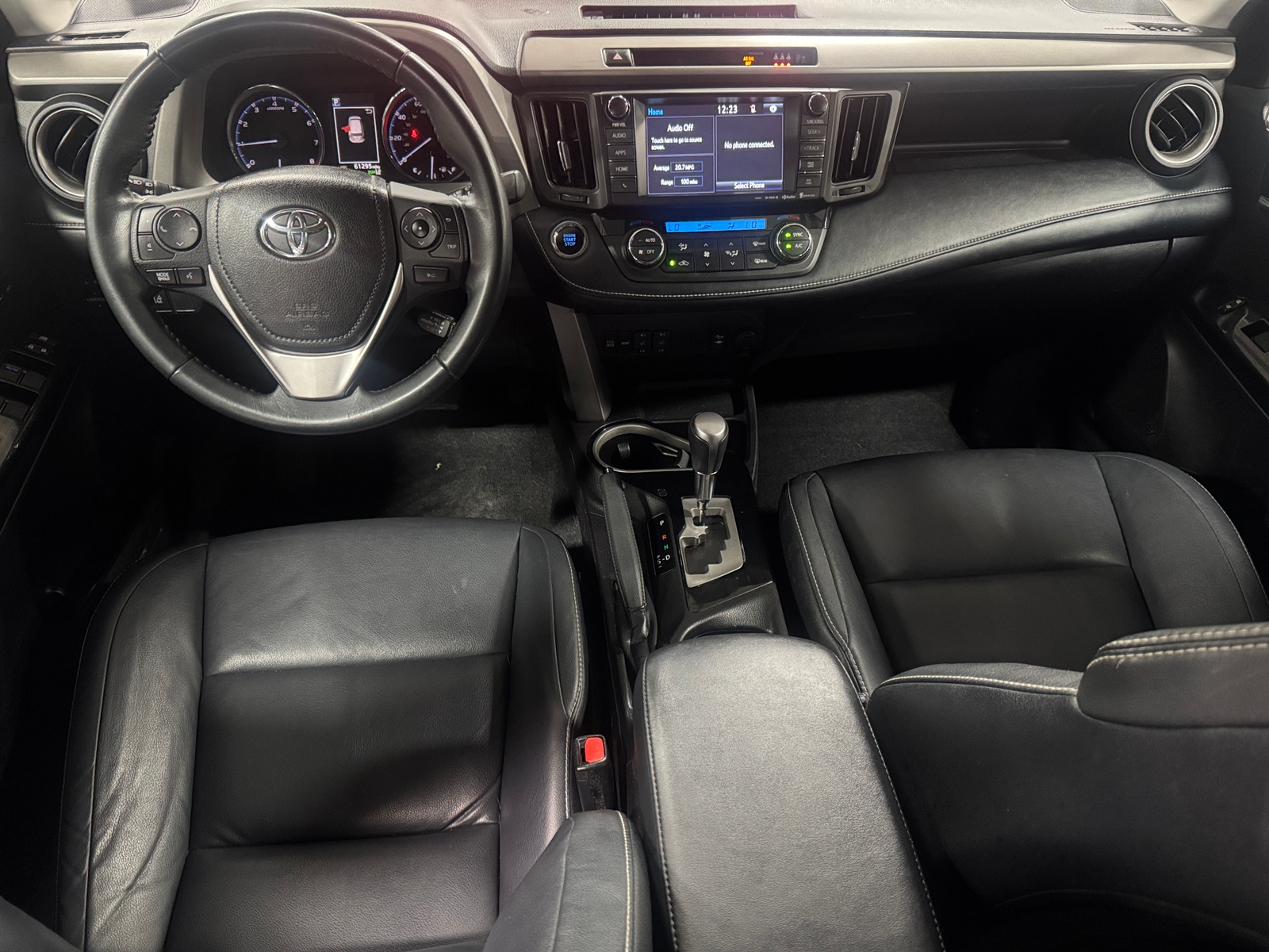Thumbnail: 2018 Toyota RAV4 - 2