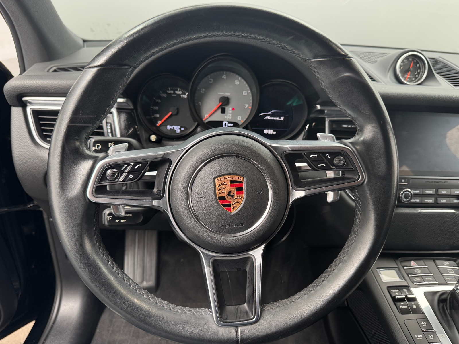 Thumbnail: 2018 Porsche Macan - 5