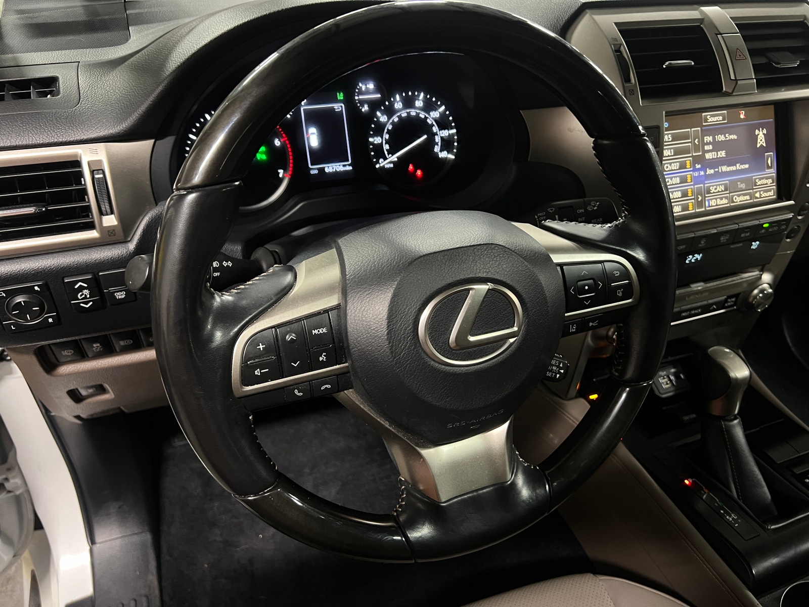 Thumbnail: 2021 Lexus GX - 4