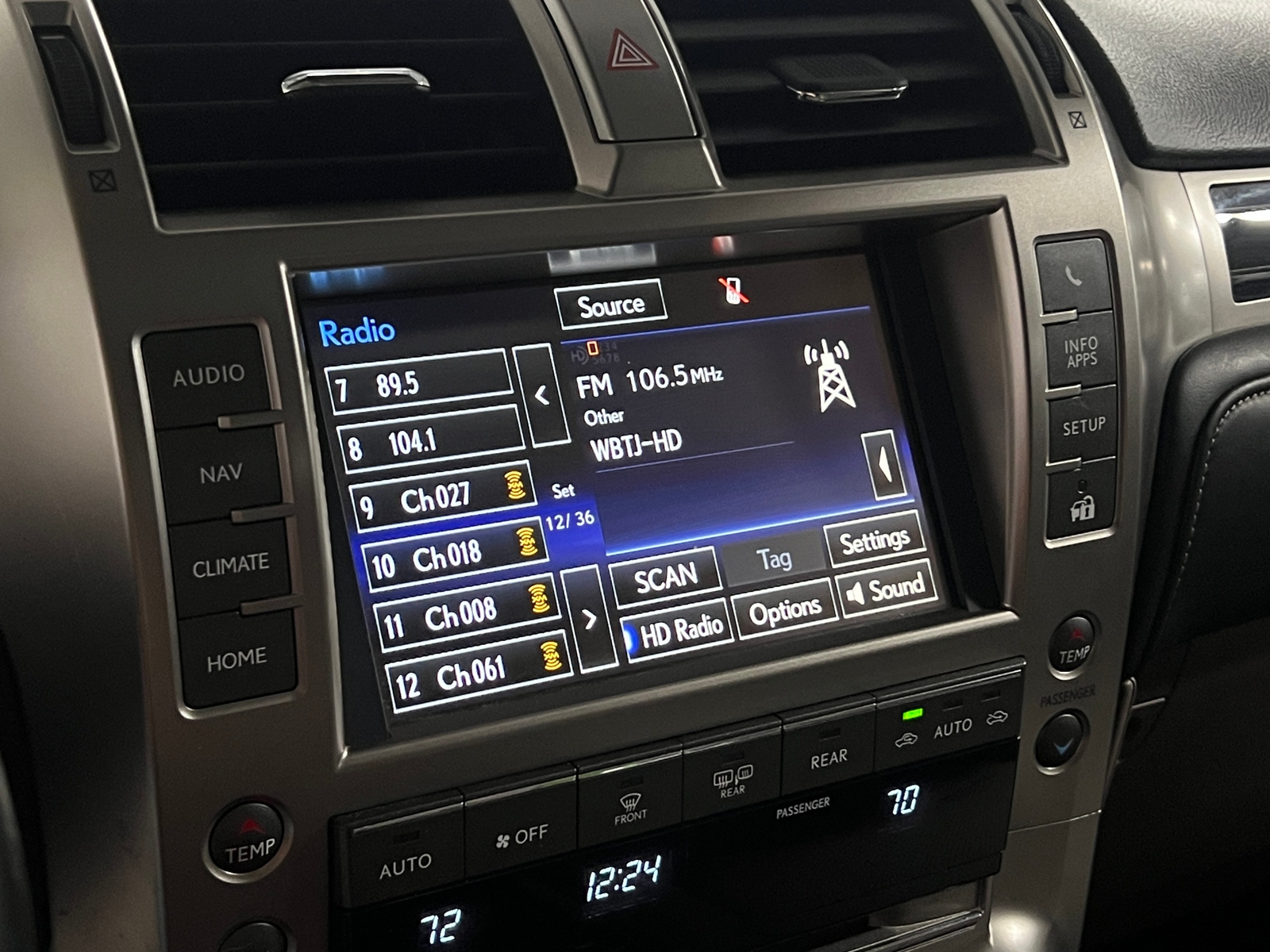 Thumbnail: 2021 Lexus GX - 3