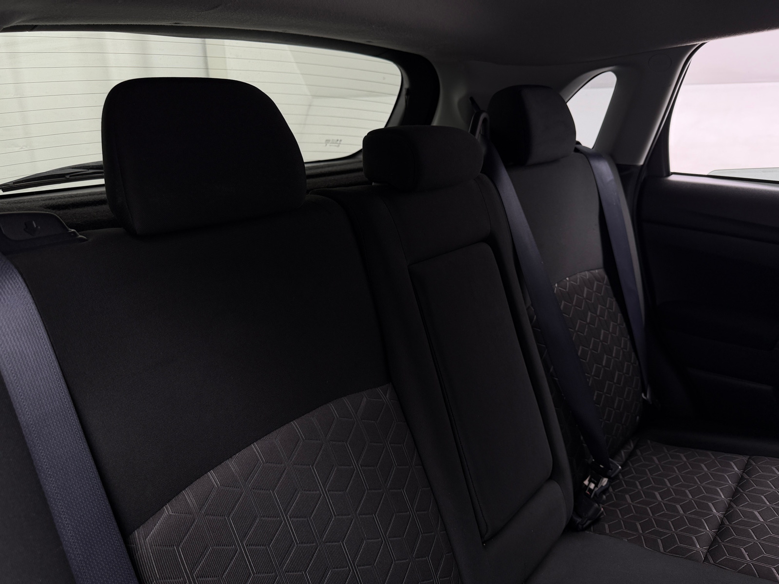 Thumbnail: 2023 Mitsubishi Outlander Sport - 6