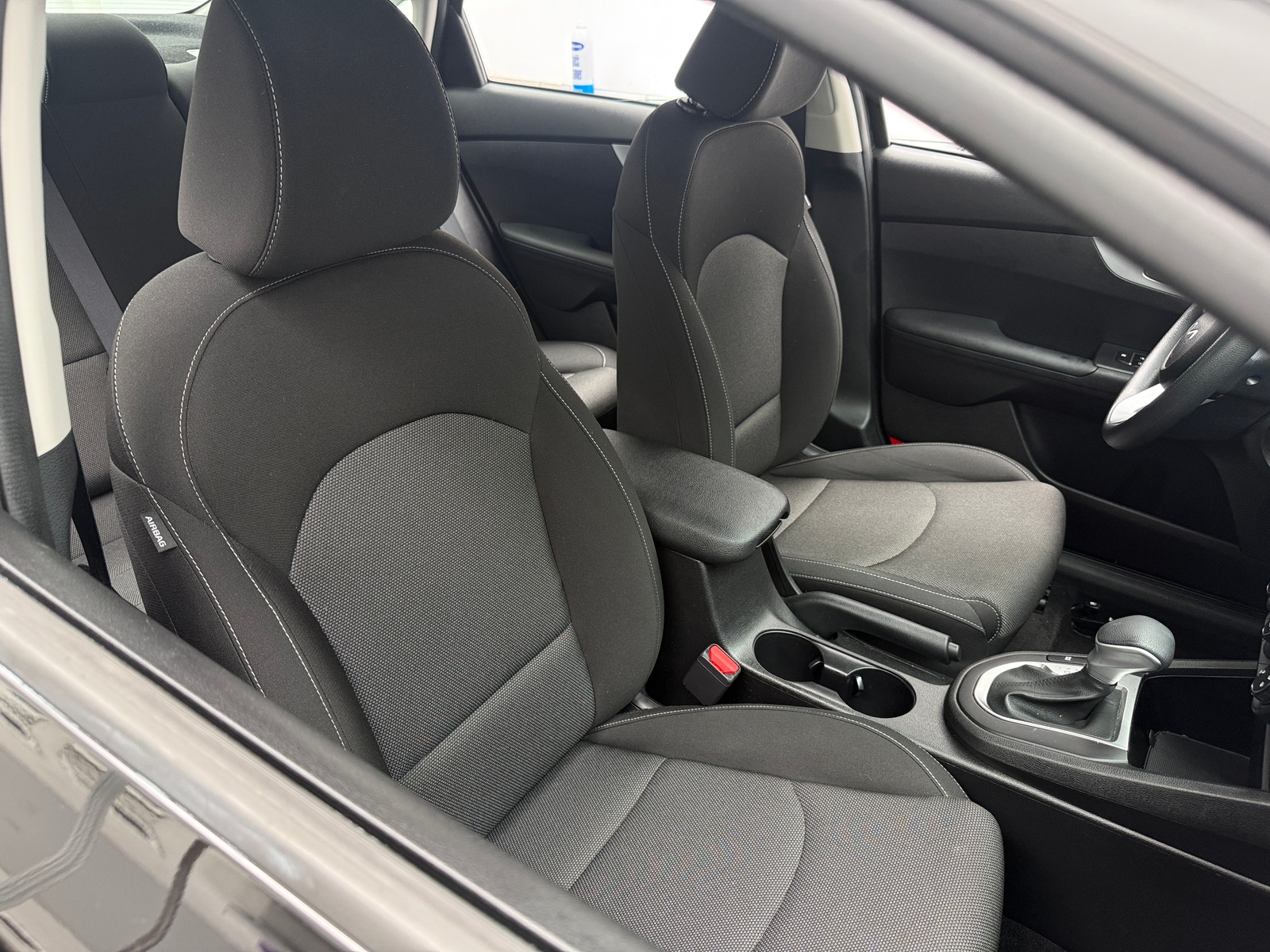 Thumbnail: 2023 Kia Forte - 2