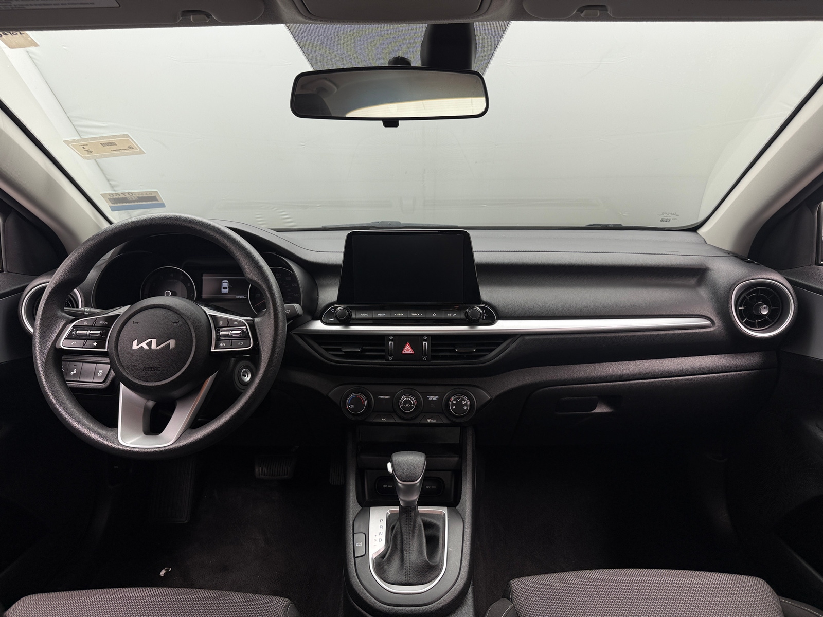 Thumbnail: 2023 Kia Forte - 3