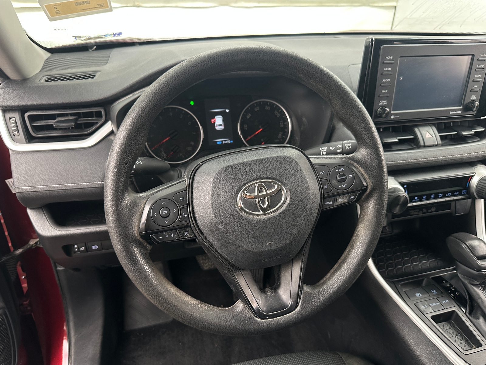 Thumbnail: 2022 Toyota RAV4 - 5