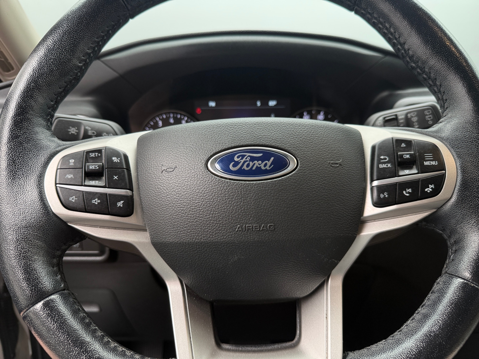 Thumbnail: 2021 Ford Explorer - 4