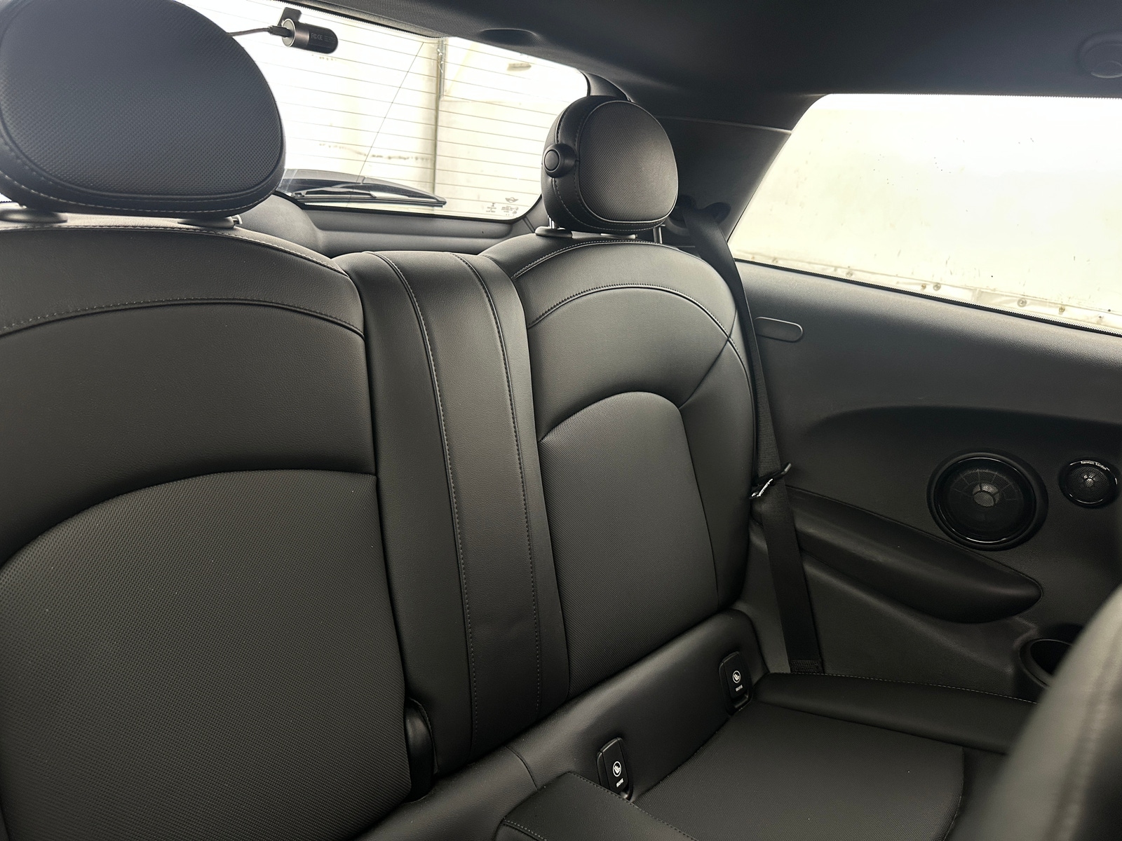 Thumbnail: 2017 MINI Cooper Hardtop - 5