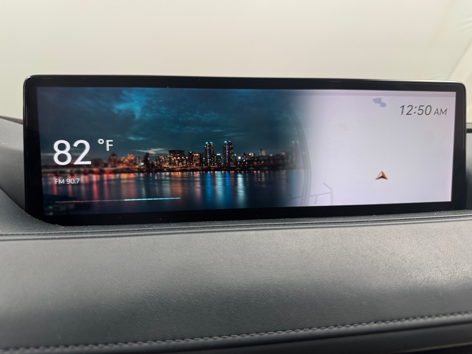 Thumbnail: 2021 Genesis G80 - 3