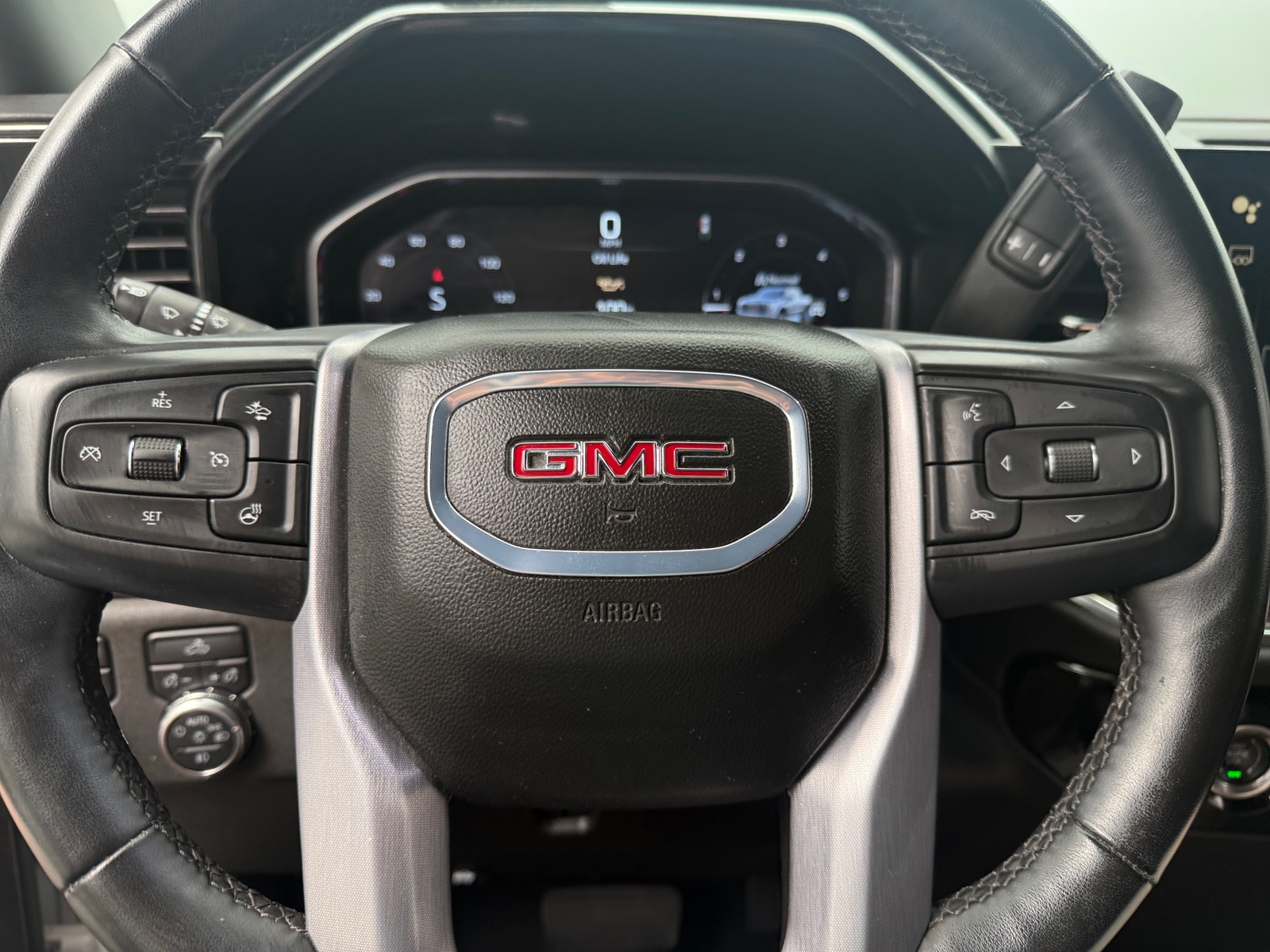 Thumbnail: 2024 GMC Sierra 1500 - 5