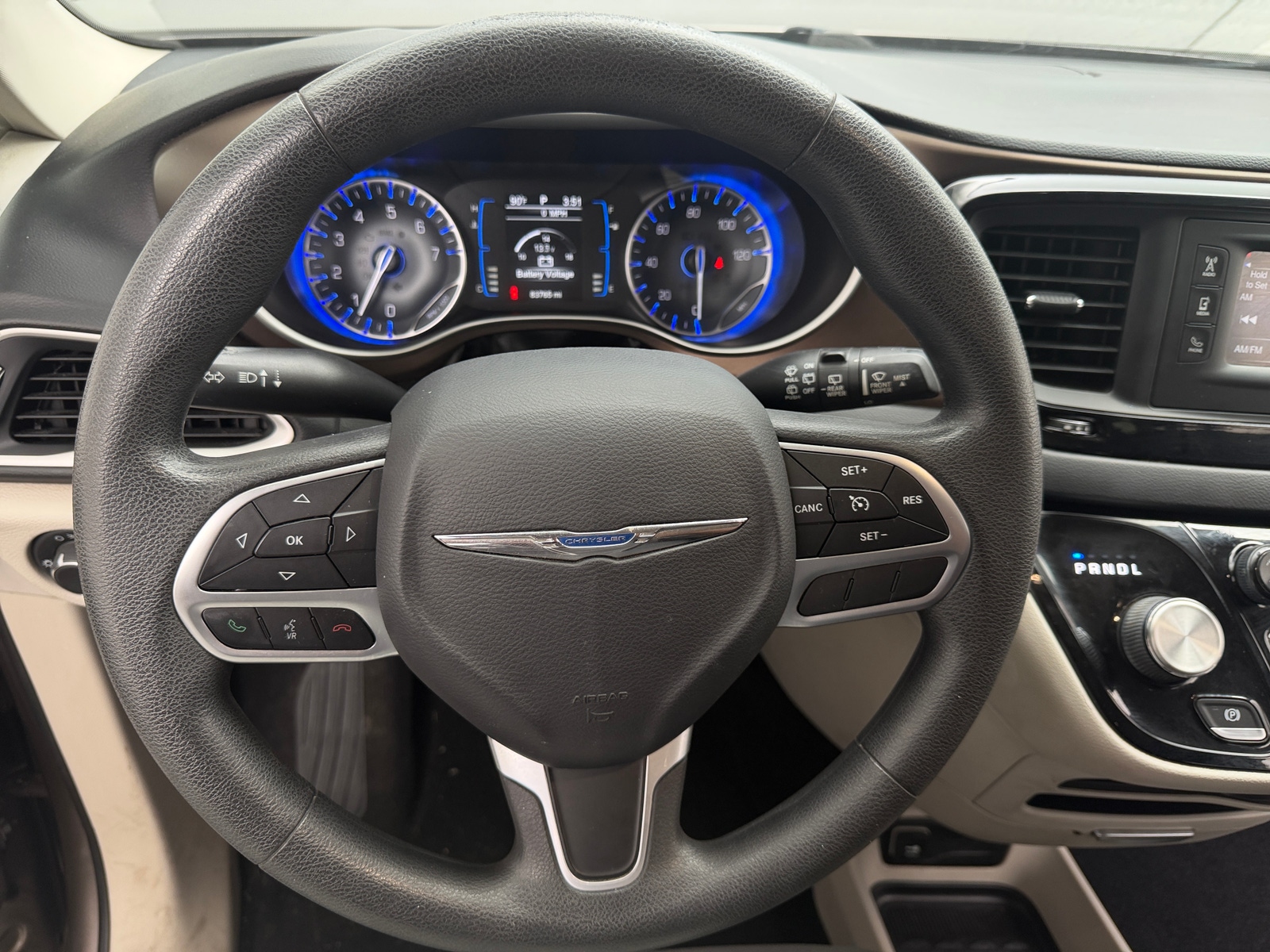Thumbnail: 2017 Chrysler Pacifica - 5