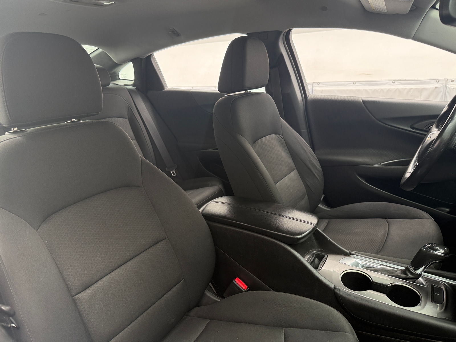 Thumbnail: 2016 Chevrolet Malibu - 2