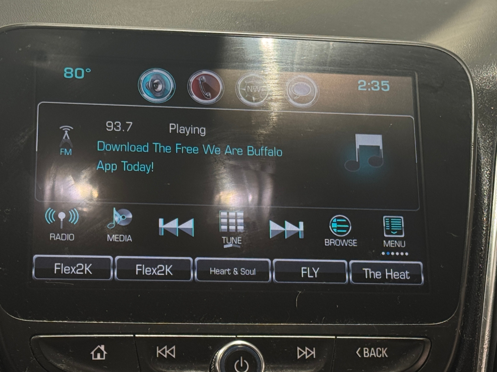 Thumbnail: 2016 Chevrolet Malibu - 4