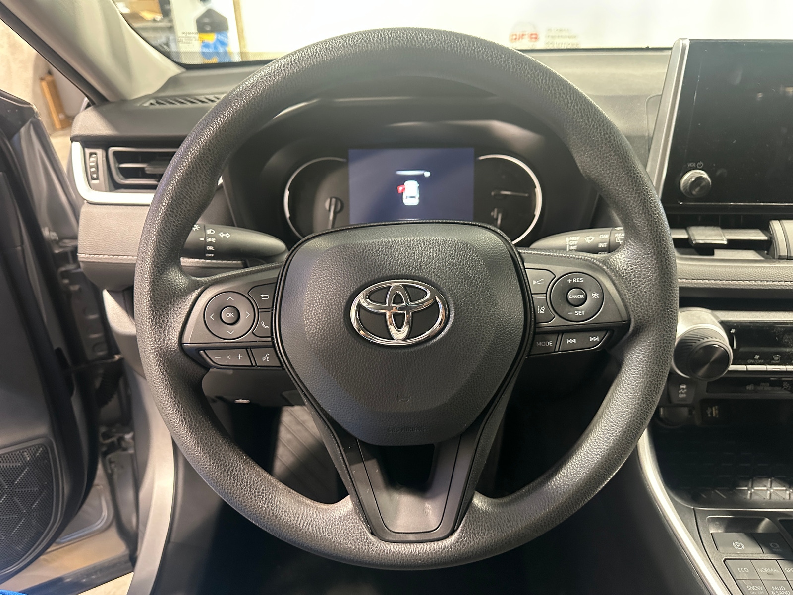 Thumbnail: 2023 Toyota RAV4 - 5