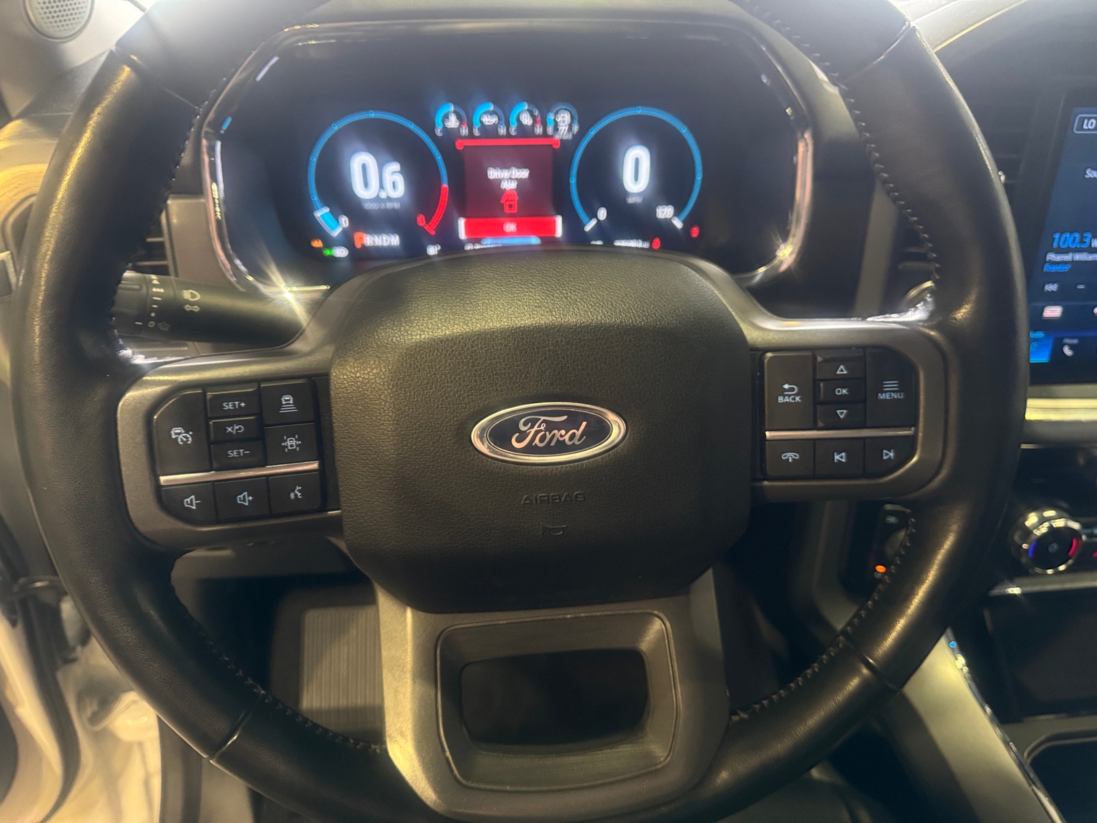 Thumbnail: 2022 Ford Econoline - 4