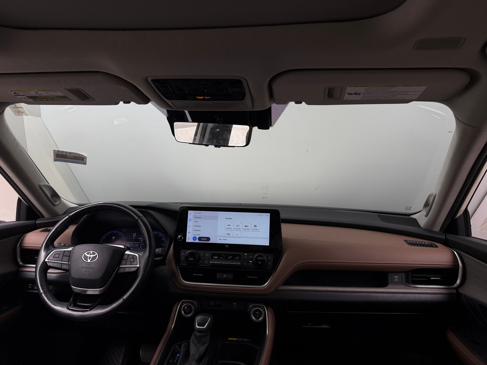 Thumbnail: 2024 Toyota Grand Highlander - 3
