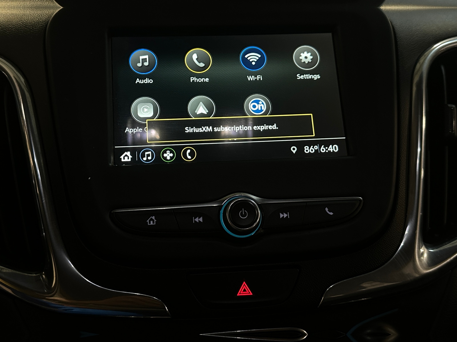 Thumbnail: 2019 Chevrolet Equinox - 4