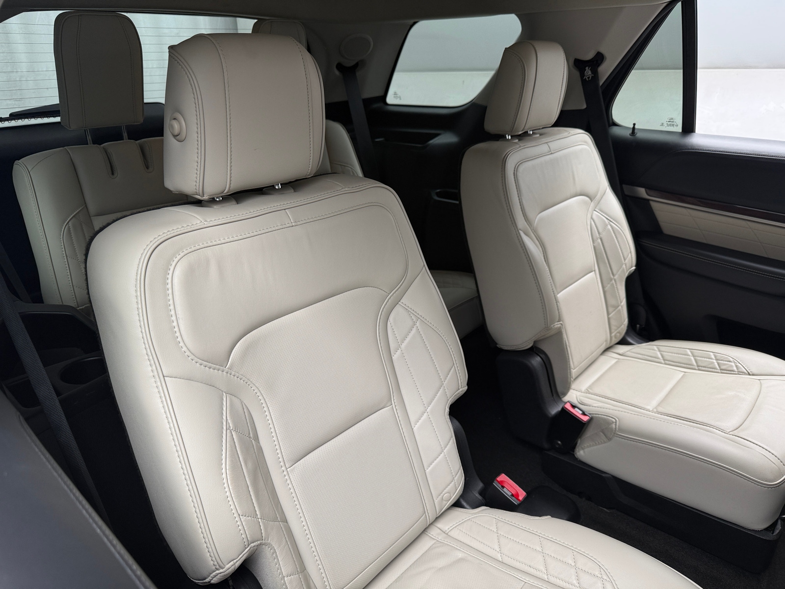 Thumbnail: 2017 Ford Explorer - 5