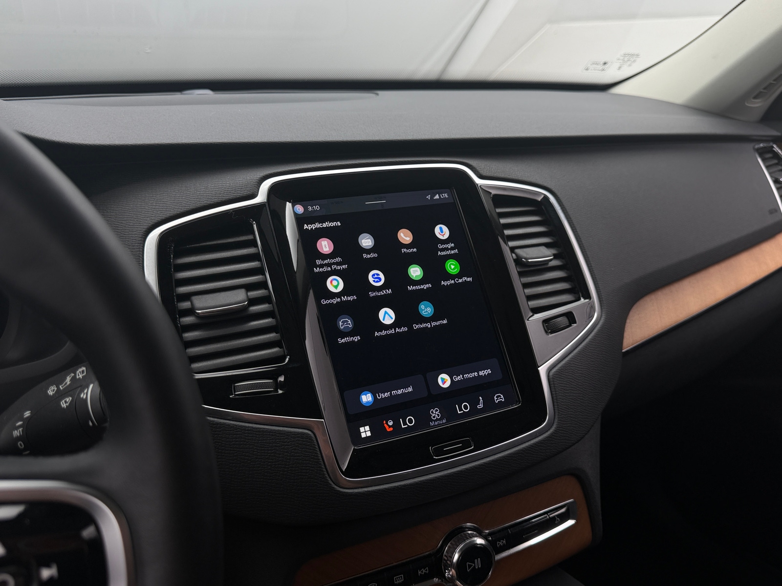 Thumbnail: 2025 Volvo XC90 - 3