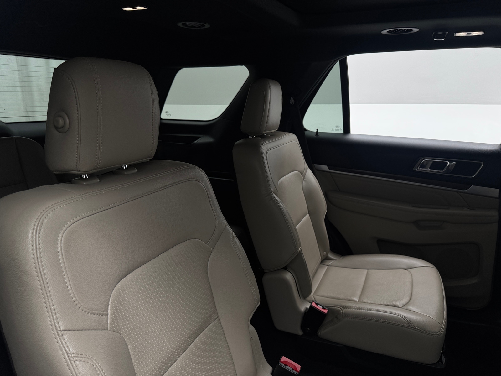 Thumbnail: 2018 Ford Explorer - 5