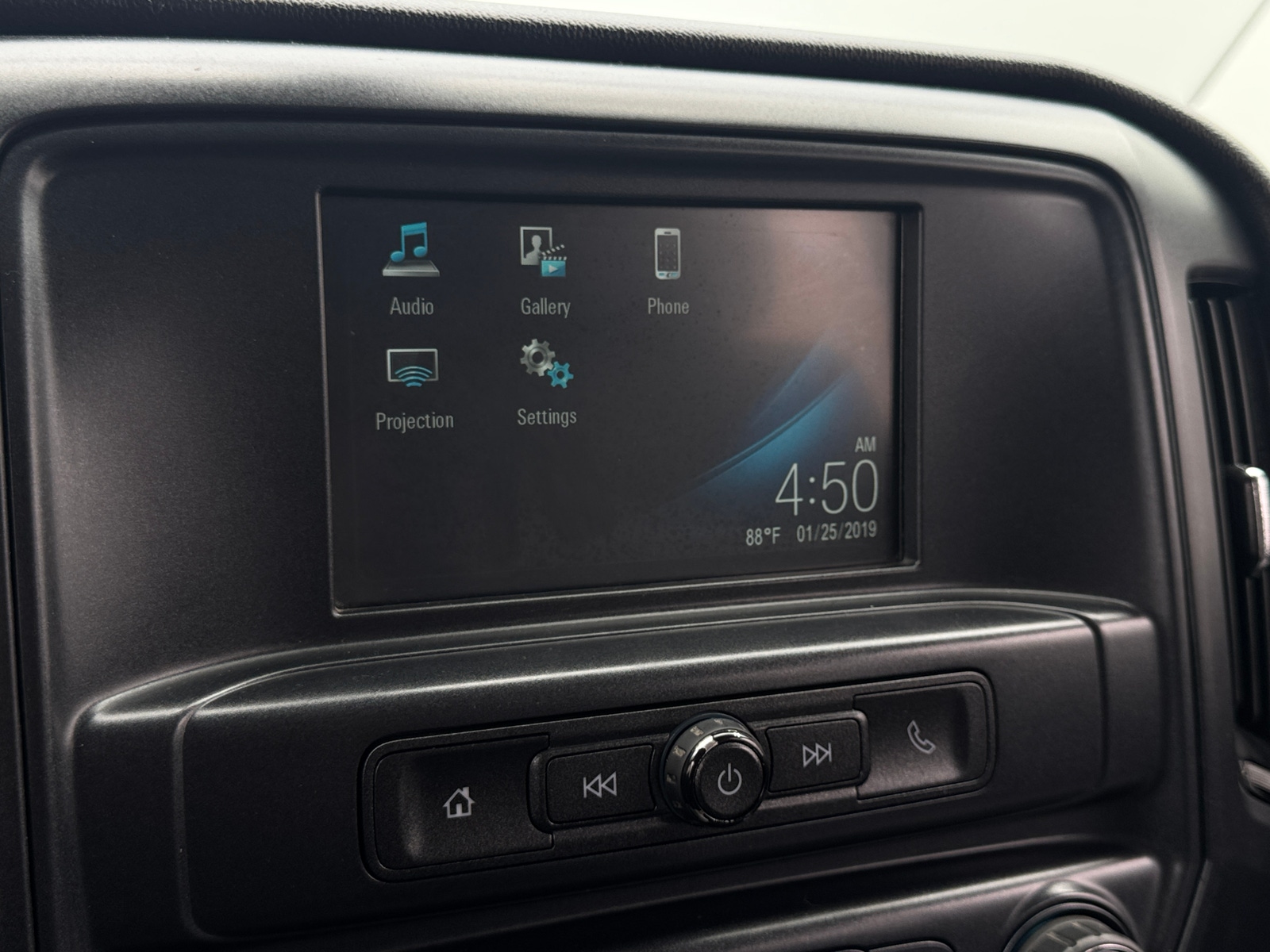 Thumbnail: 2019 Chevrolet Silverado 2500 - 4