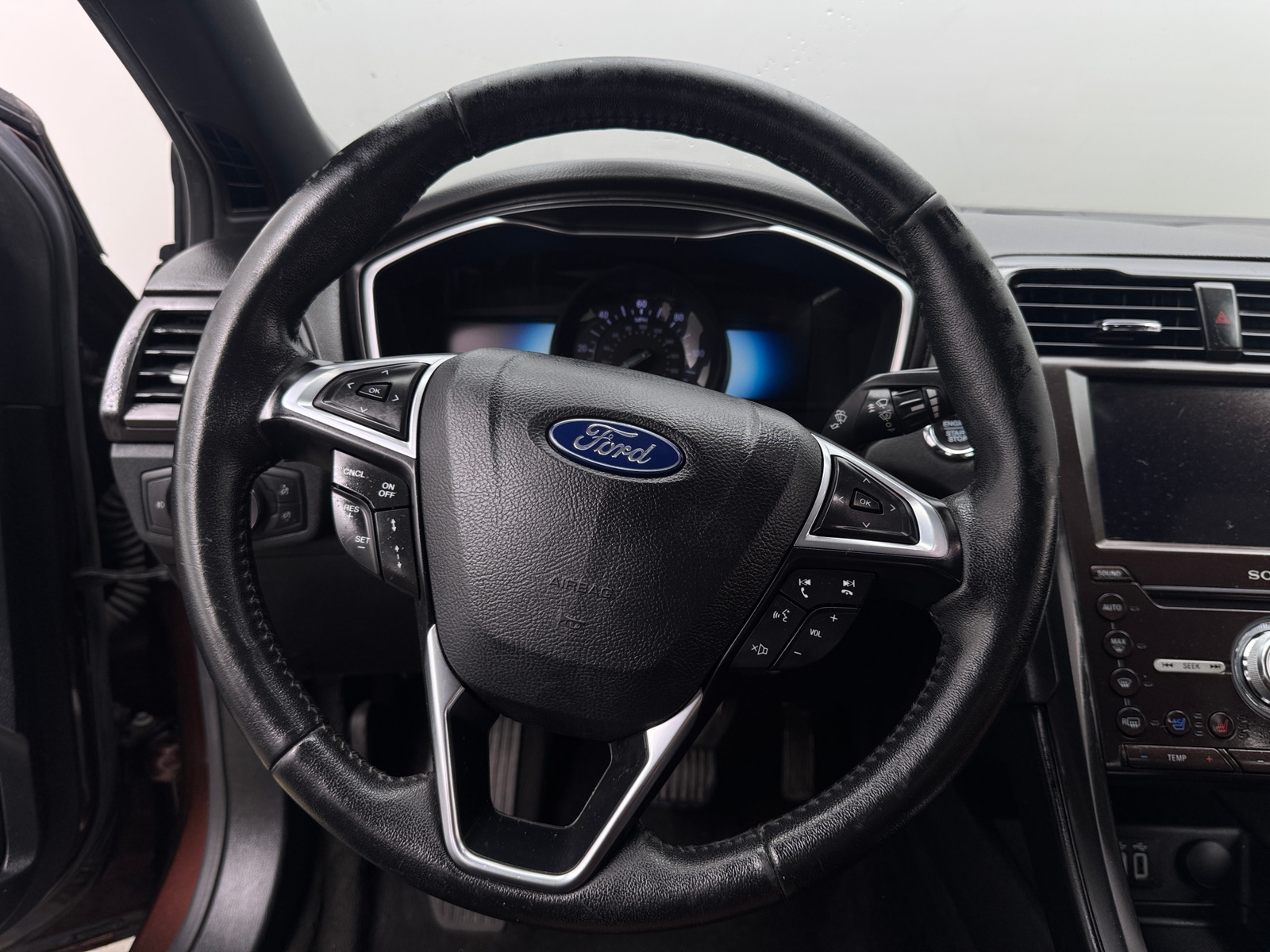 Thumbnail: 2019 Ford Fusion - 4