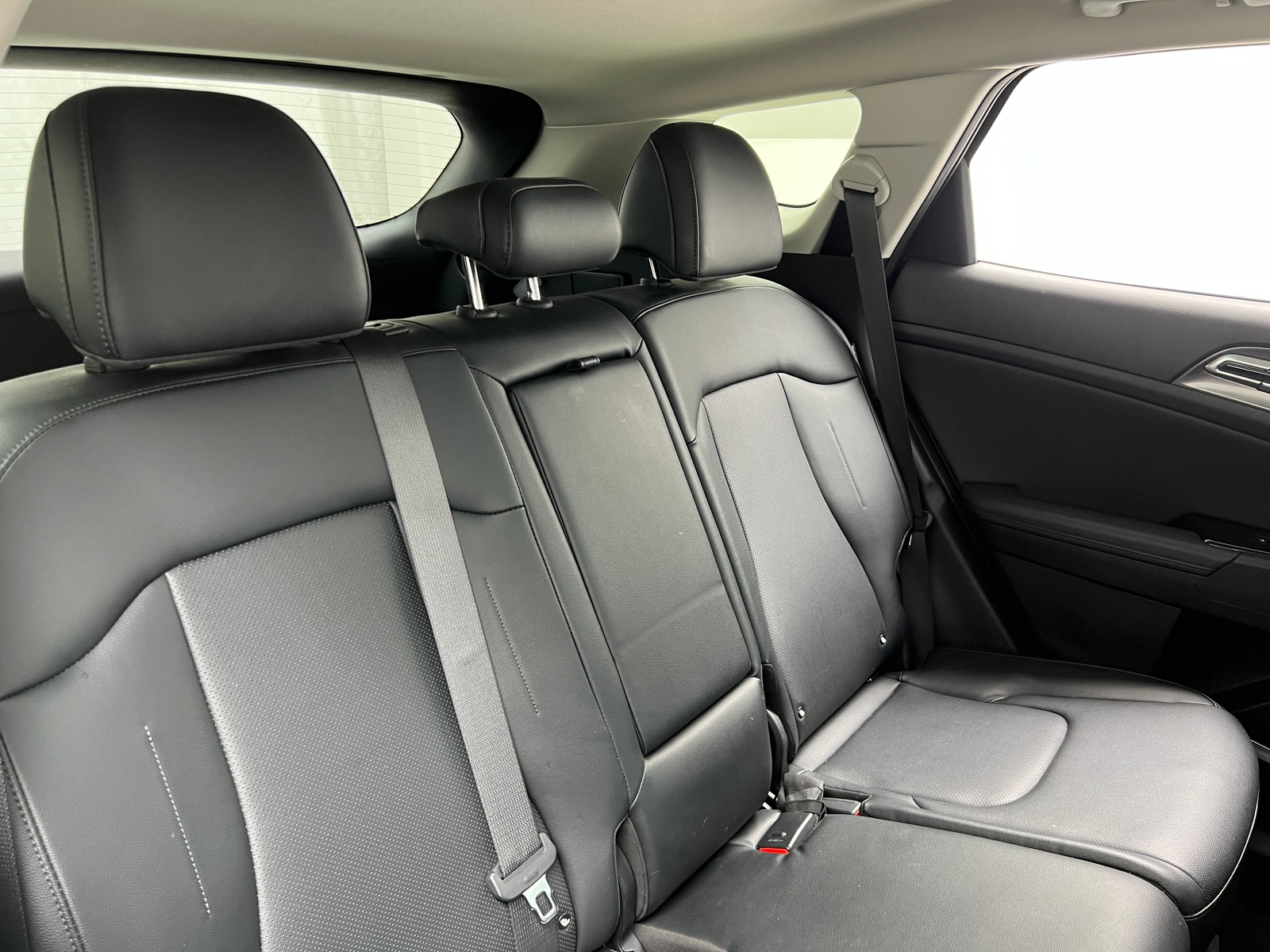 Thumbnail: 2025 Kia Sportage - 5