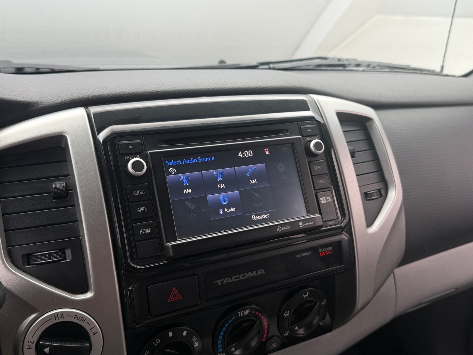 Thumbnail: 2015 Toyota Tacoma - 4