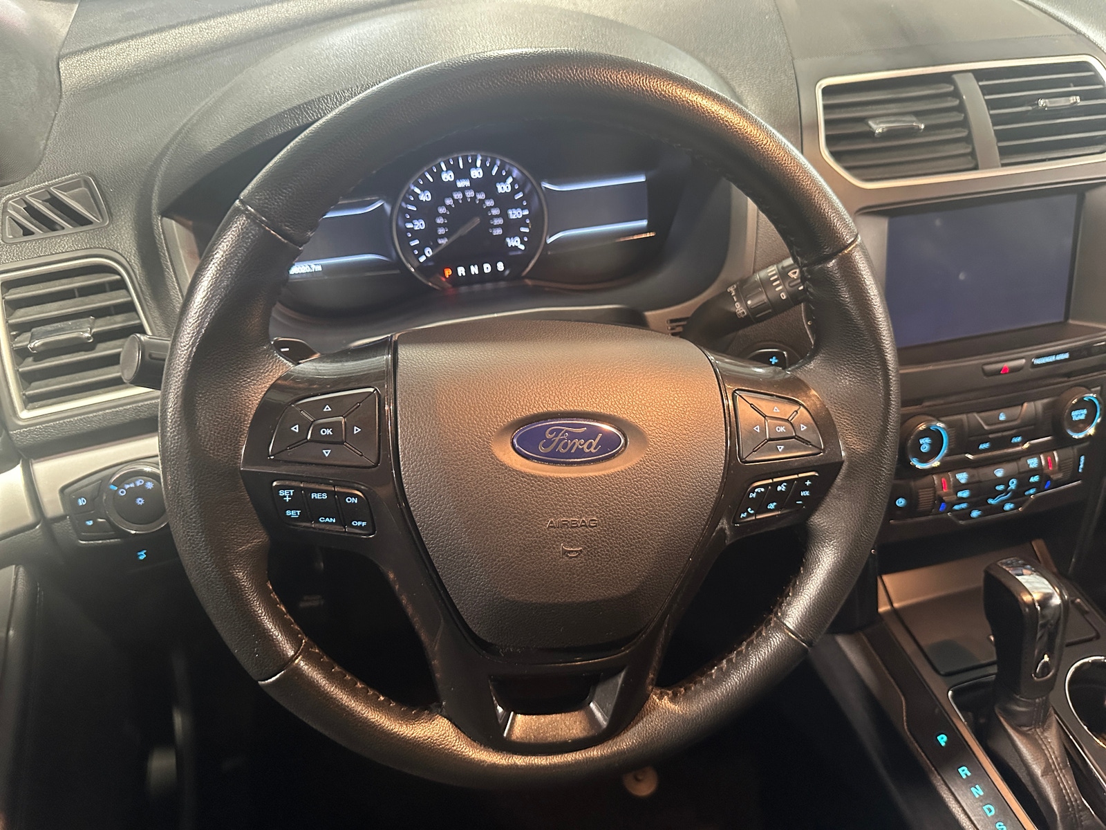 Thumbnail: 2017 Ford Explorer - 5