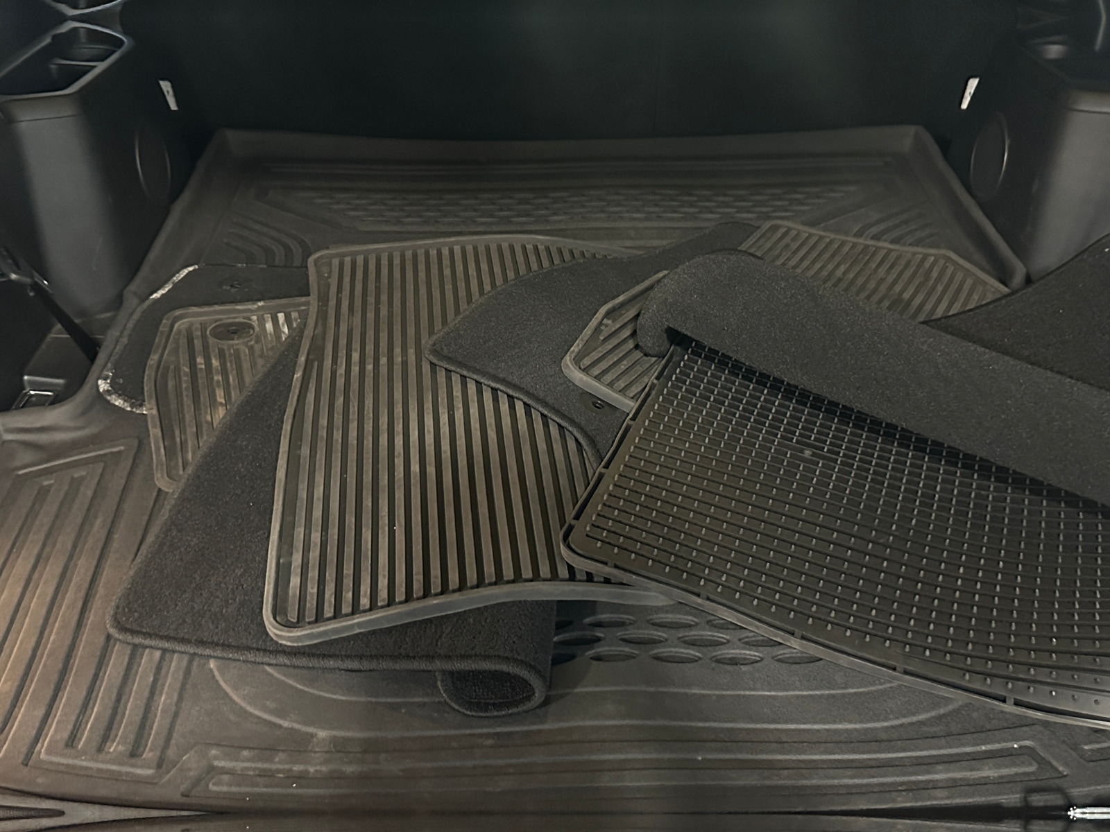 Thumbnail: 2017 Ford Explorer - 7