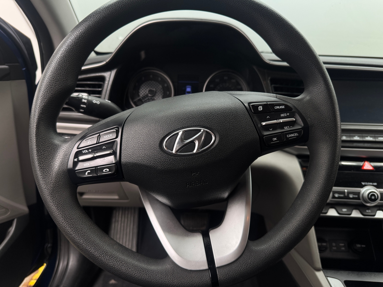 Thumbnail: 2020 Hyundai Elantra - 5