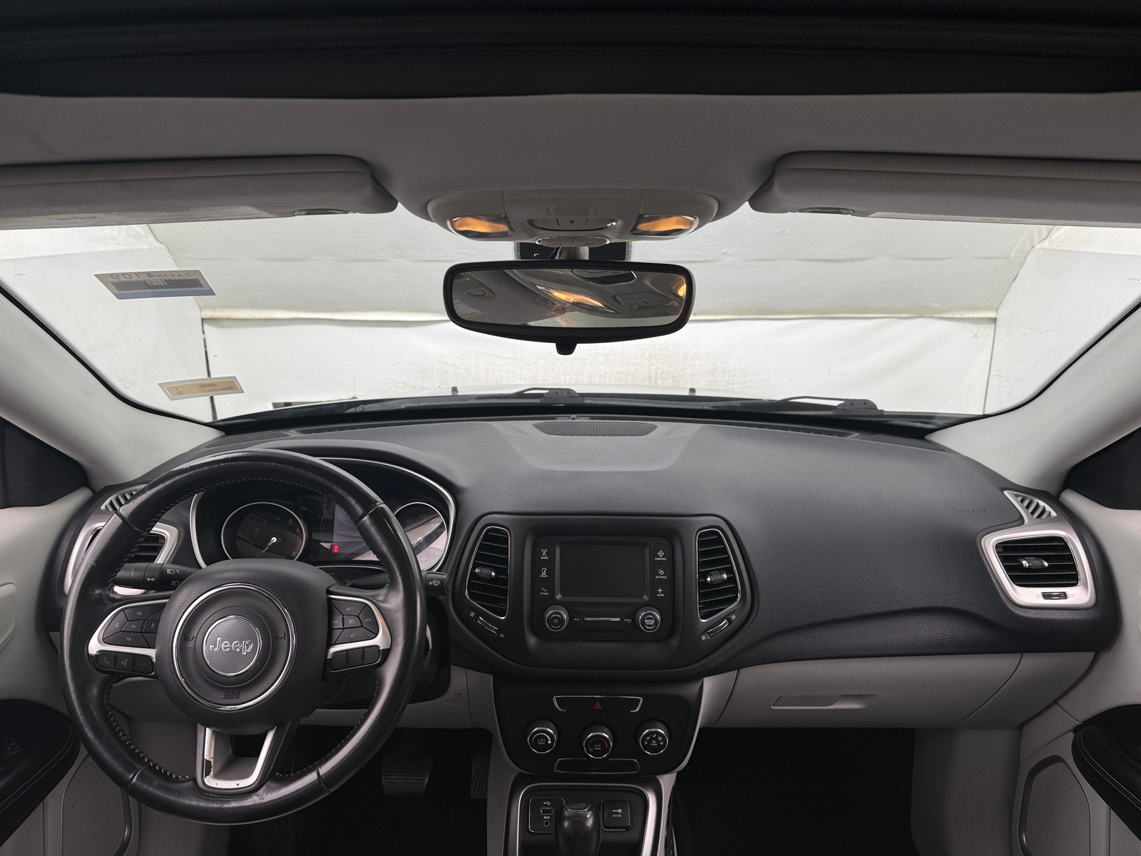 Thumbnail: 2018 Jeep Compass - 3