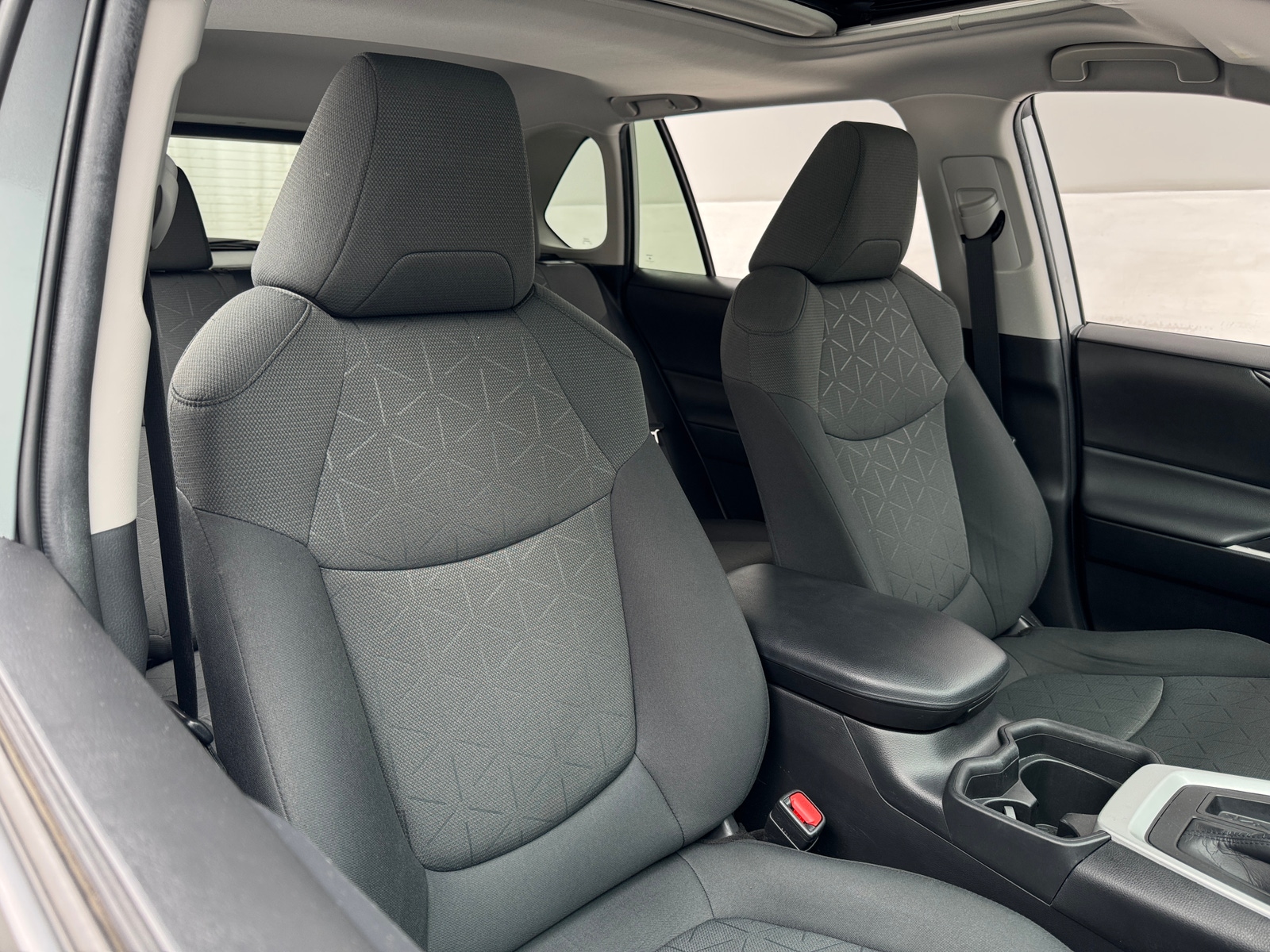 Thumbnail: 2021 Toyota RAV4 - 2