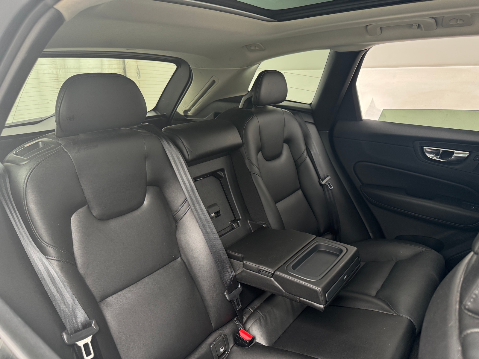 Thumbnail: 2019 Volvo XC60 - 5