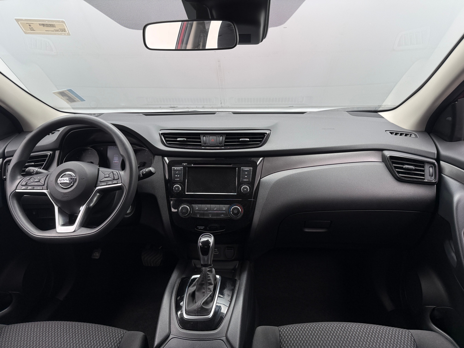 Thumbnail: 2020 Nissan Rogue Sport - 3