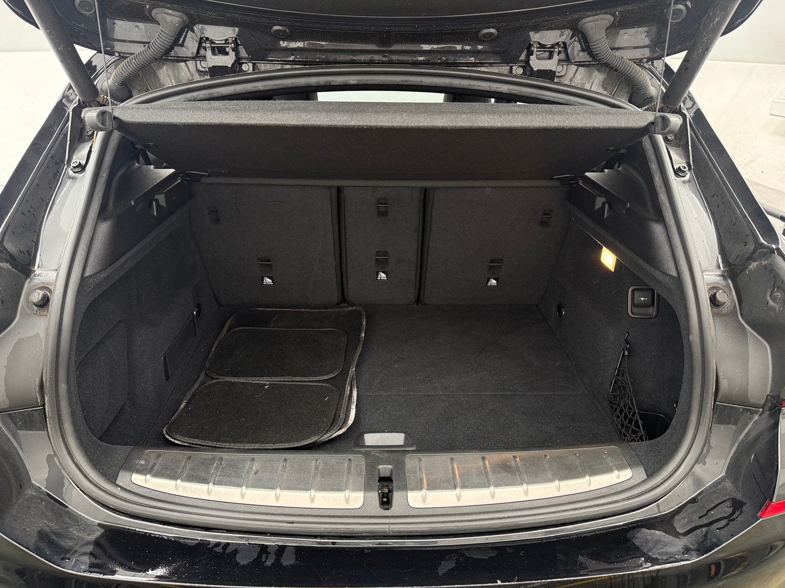 Thumbnail: 2018 BMW X2 - 6
