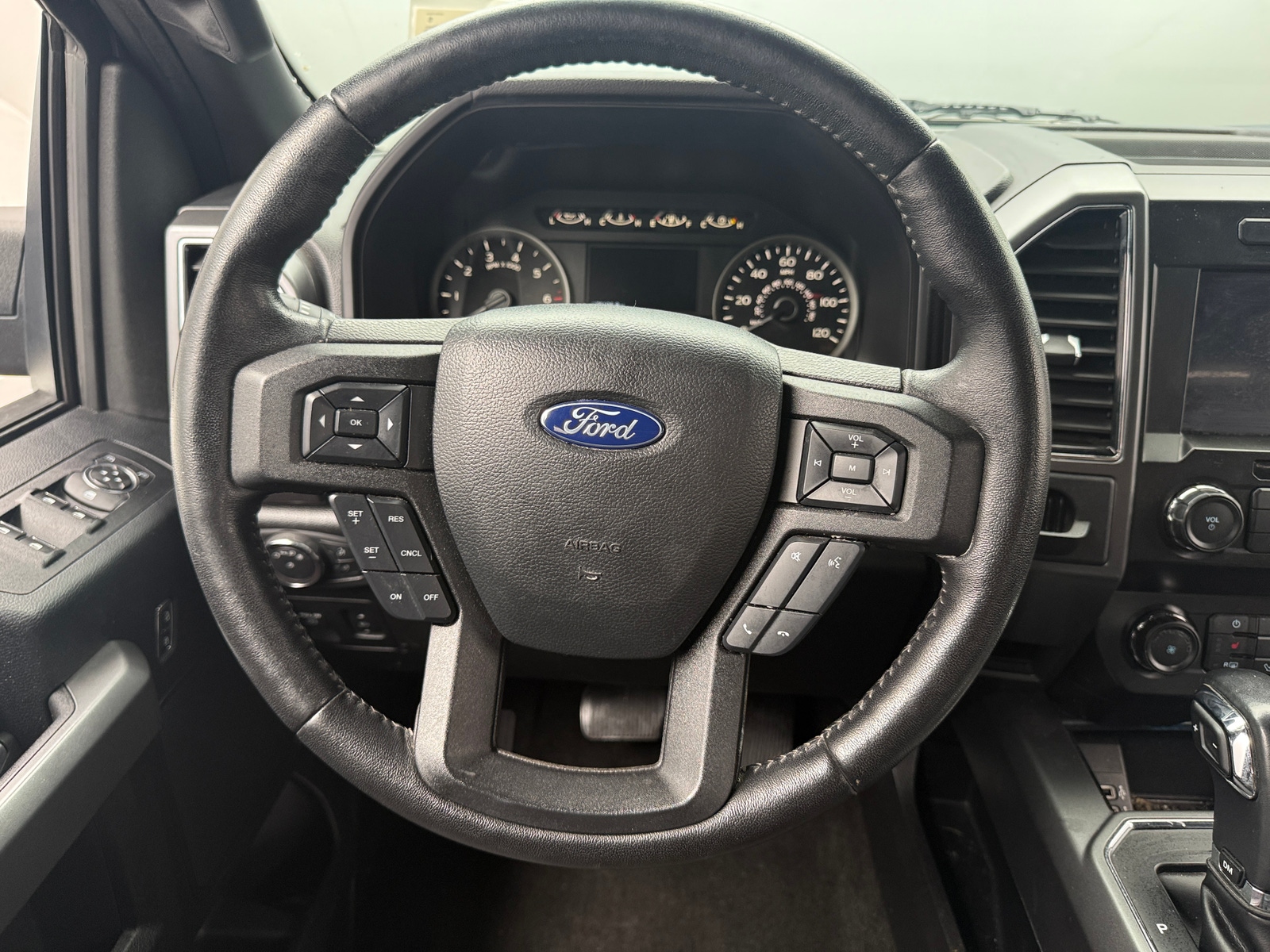 Thumbnail: 2019 Ford Econoline - 5