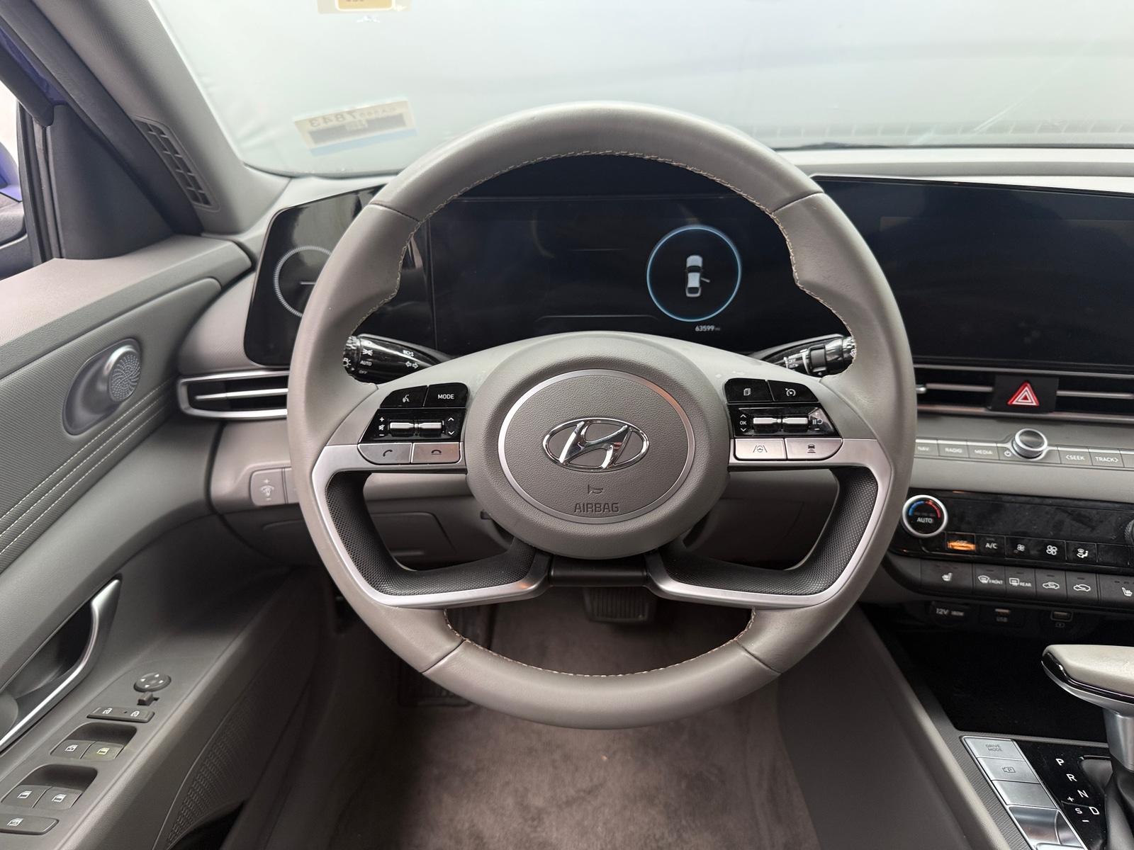 Thumbnail: 2023 Hyundai Elantra - 5