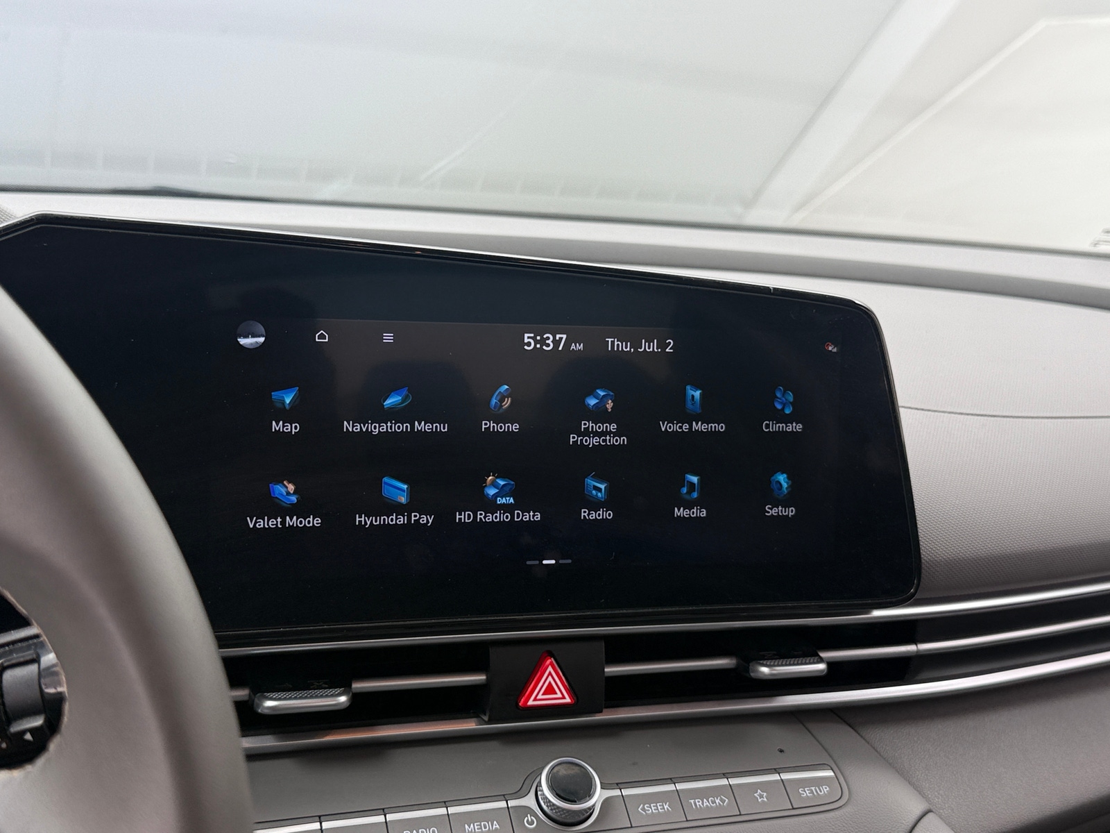 Thumbnail: 2023 Hyundai Elantra - 4