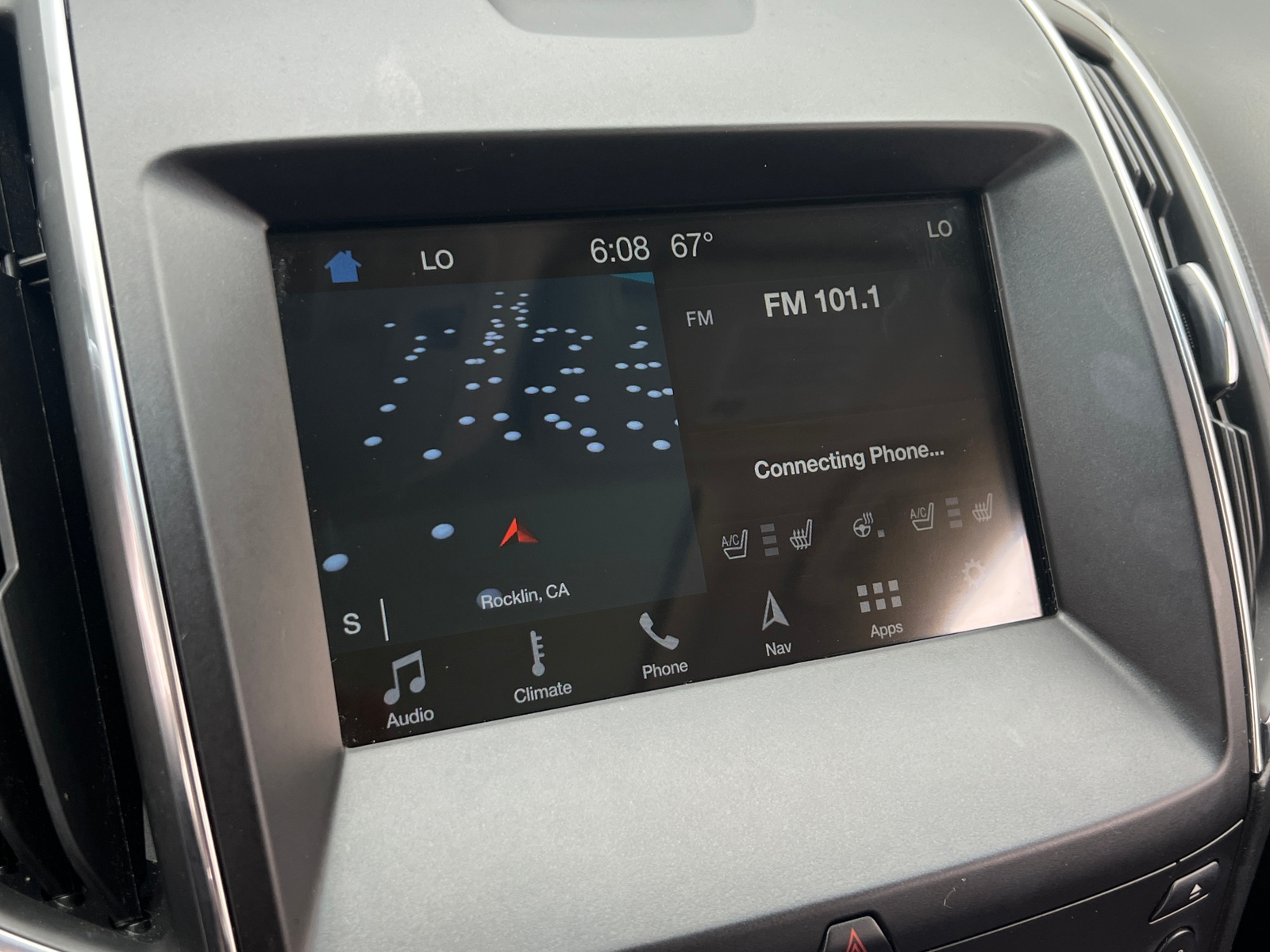 Thumbnail: 2018 Ford Edge - 3