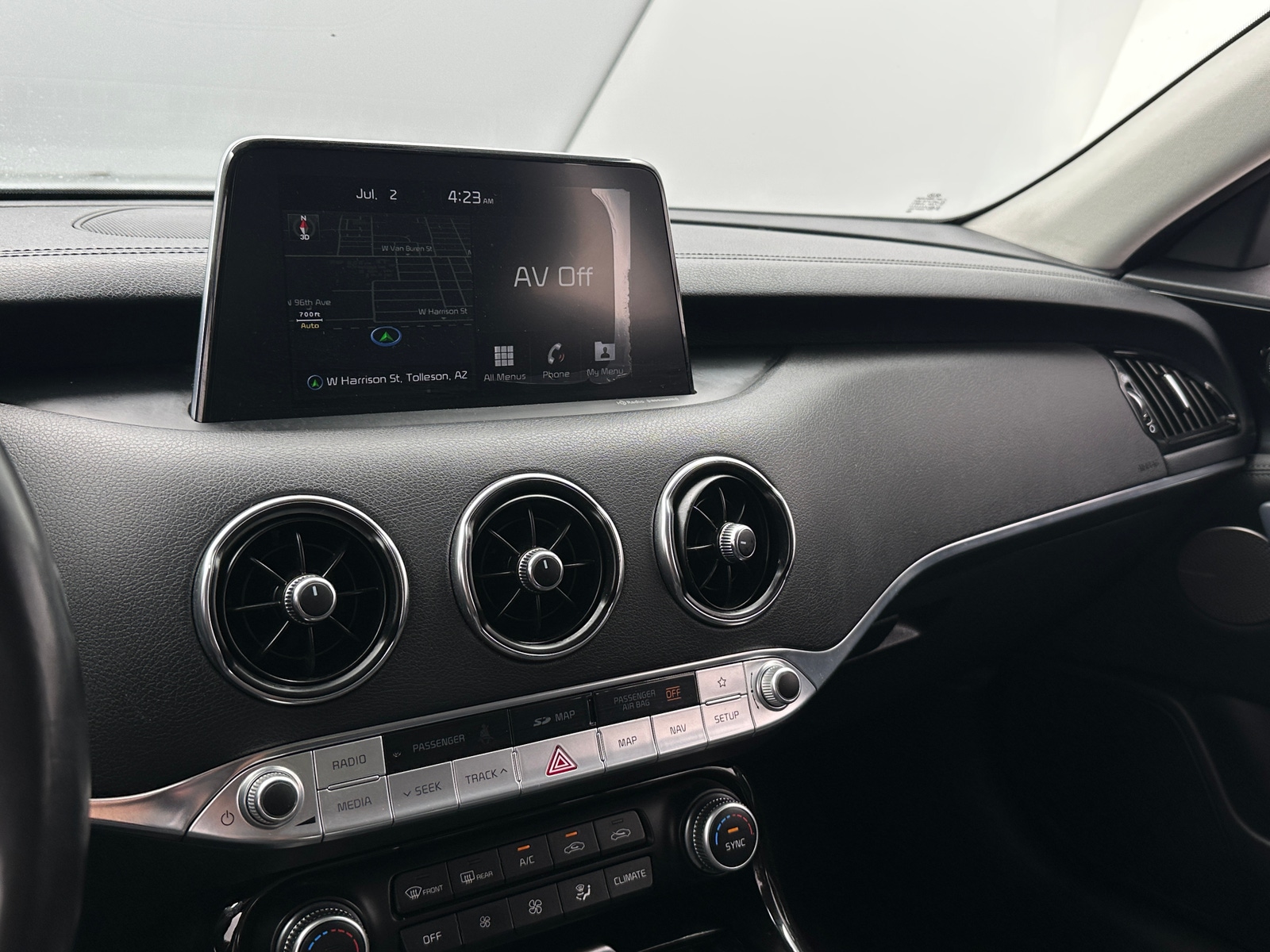 Thumbnail: 2019 Kia Stinger - 3